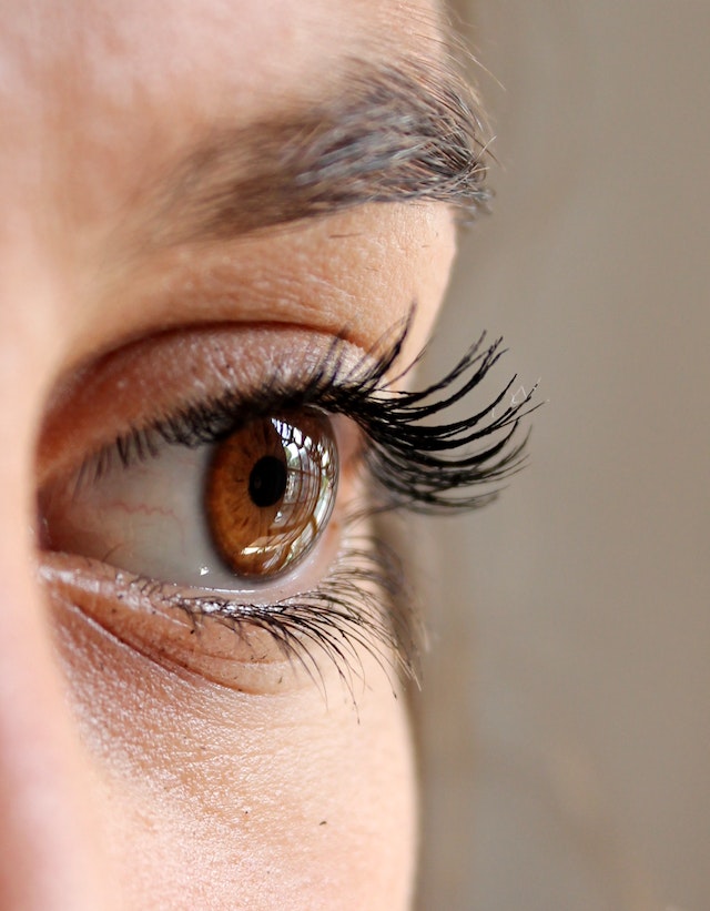 Natürliche Hilfe aus der Apotheke gegen trockene Augen